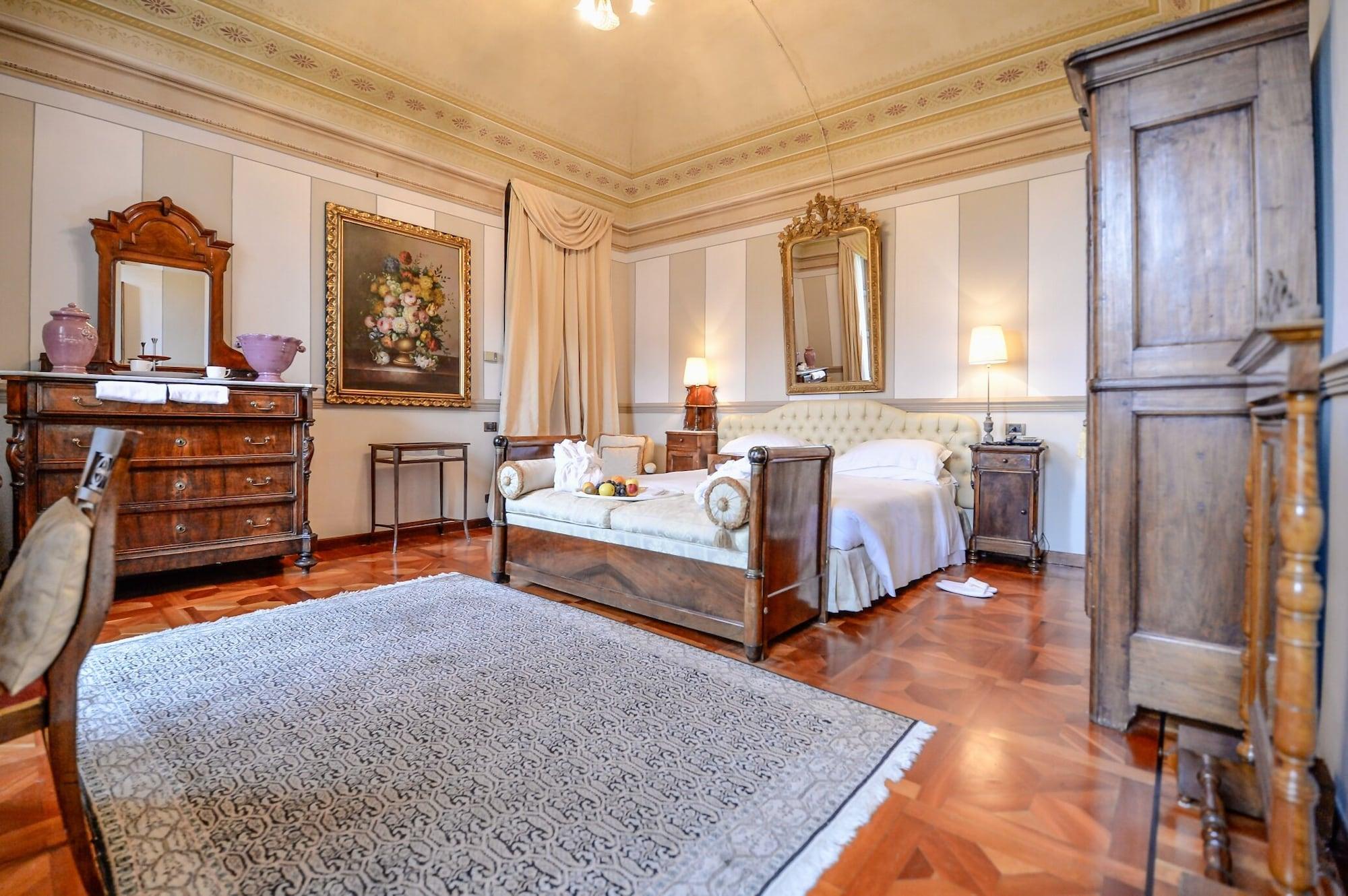 Hotel Villa Beccaris Monforte dʼAlba المظهر الخارجي الصورة